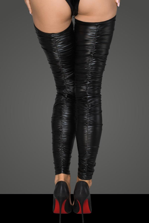 Beinstulpen im zerknitterten Look F207 von Noir Handmade Rebellious Collection